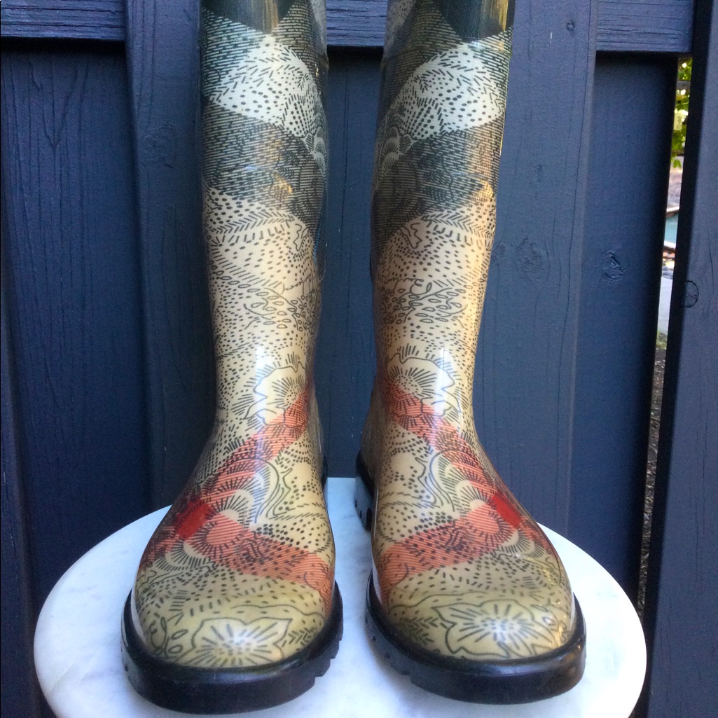 Burberry Special Edition Floral And Nova Check Rain Boots Size 39